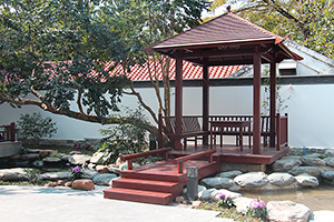 保利香雪山别墅庭院